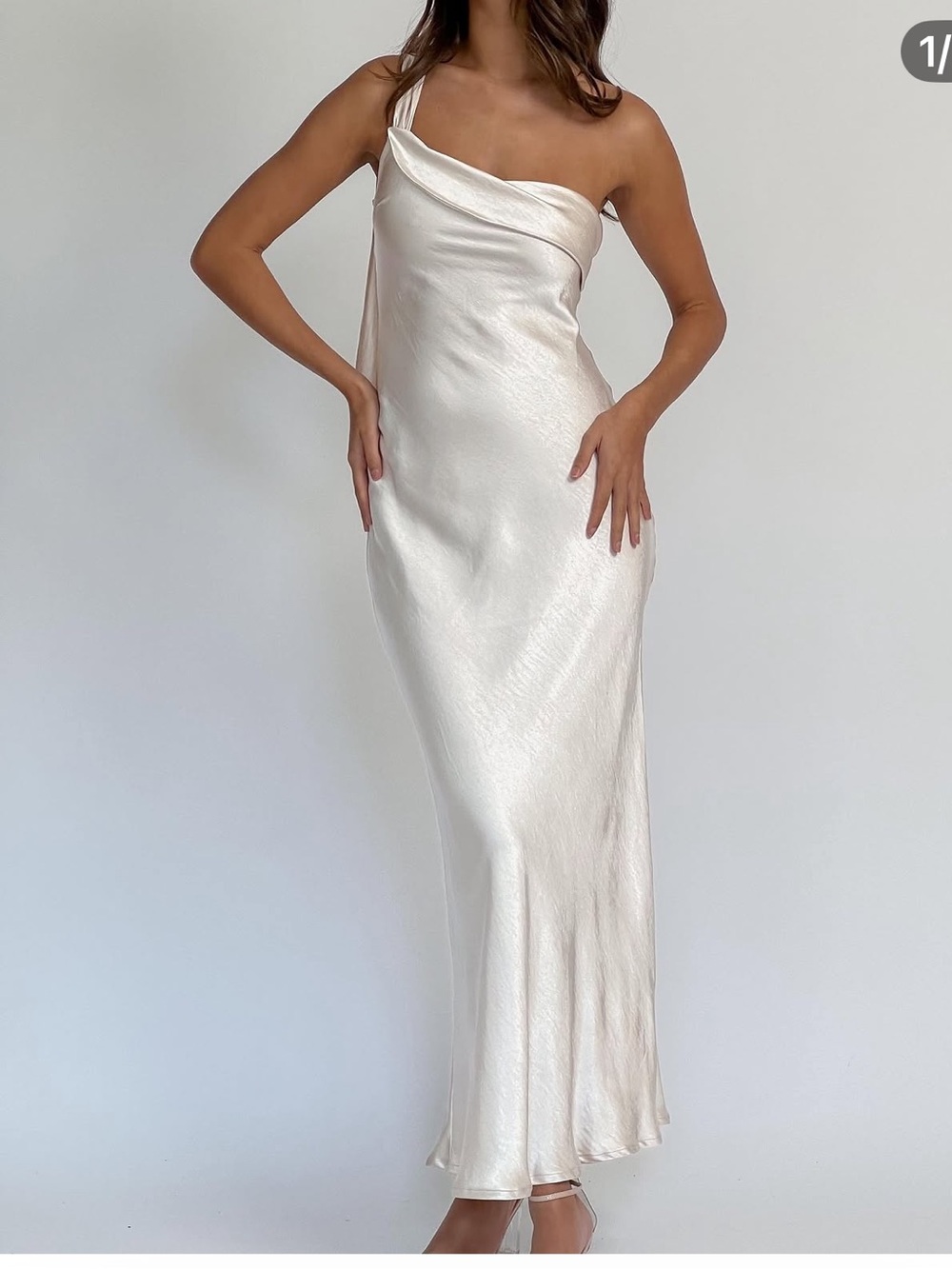 NWT Selfie Leslie Carmel One-Shoulder Sash Champagne Satin Slip Dress